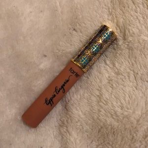 Tarte Lippie Lingerie in the shade Delight